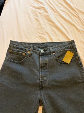 Levi’s 501 scallop hem jeans